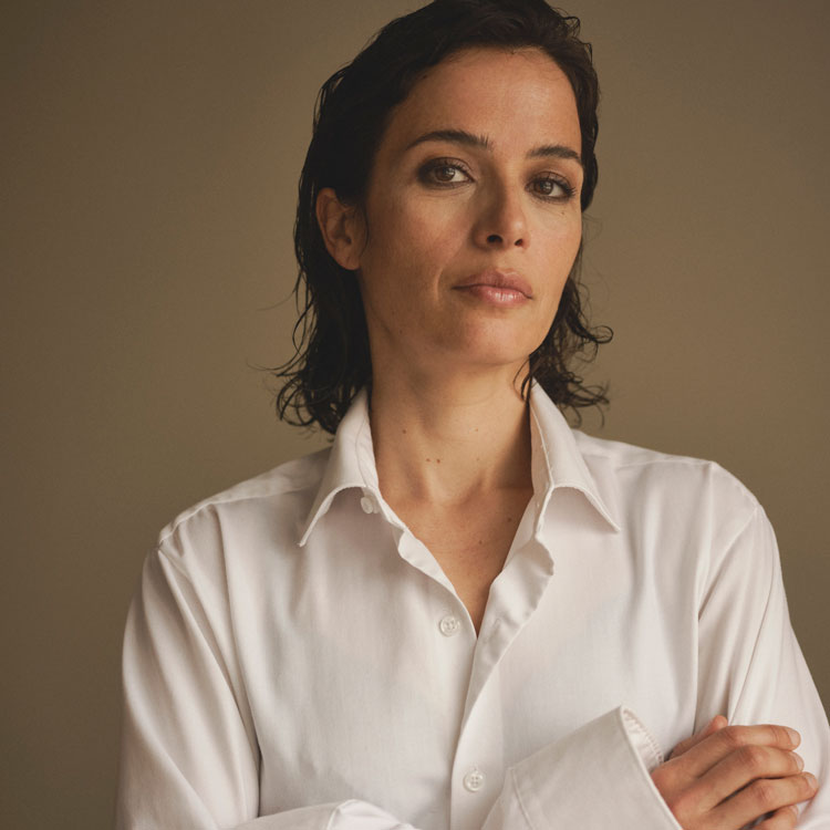 CATHERINE_DE_LEAN_photo-Maxyme-G.Delisle